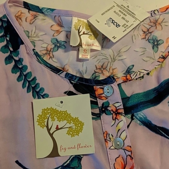 Fig & Flower Rayon Bold Floral Shirt Dress - Picture 8 of 8